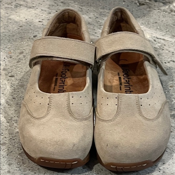 Footprints by Birkenstock Beige Suede Mary Jane Cream Flats & Loafers Size EU37 - Picture 3 of 7